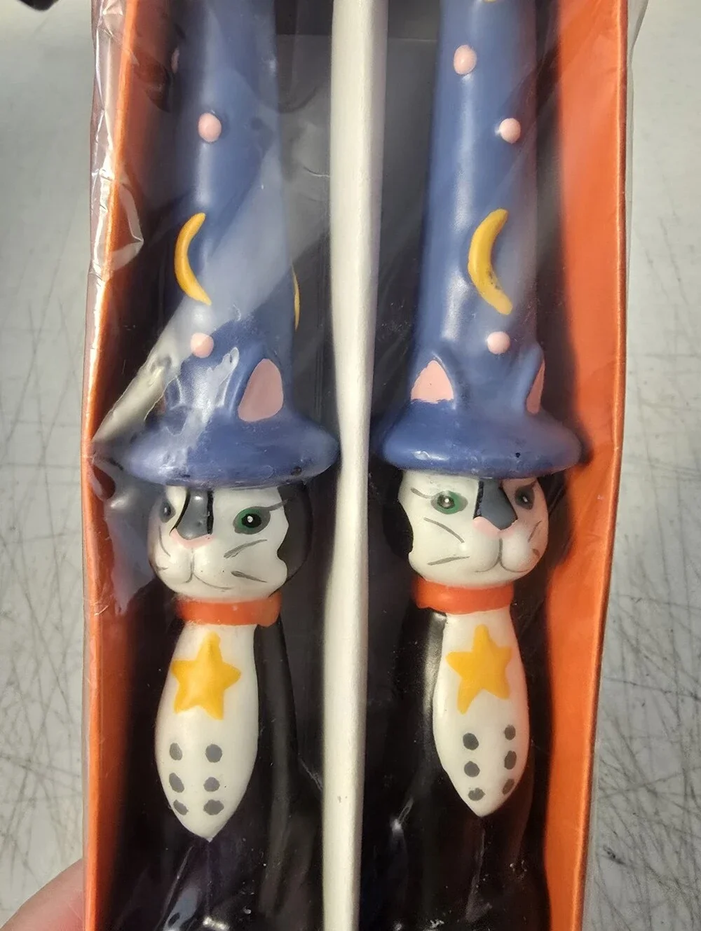 2 Black and White Tuxedo Cats with Wizard Hats 10